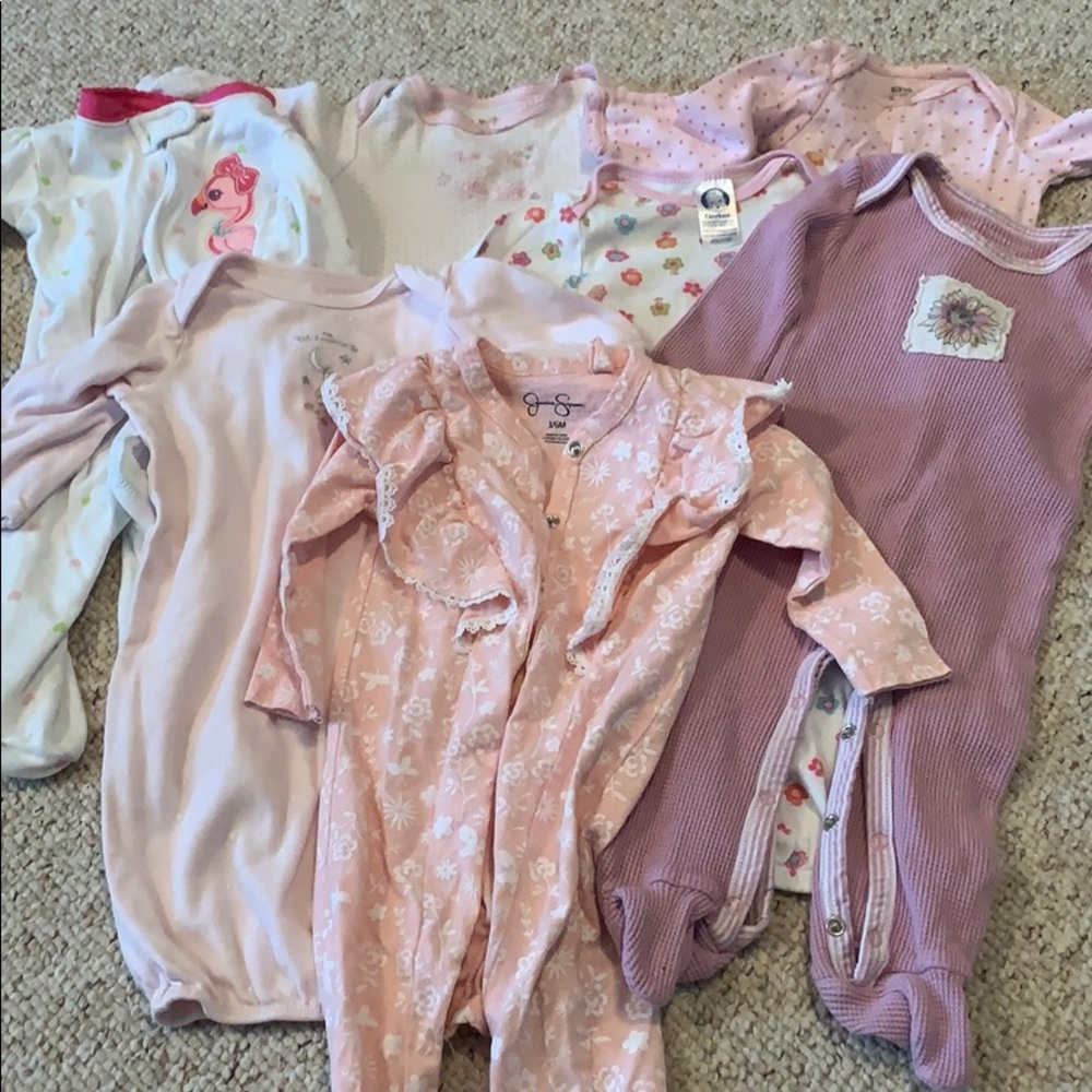 Baby girl lot of sleeping gowns/onesies